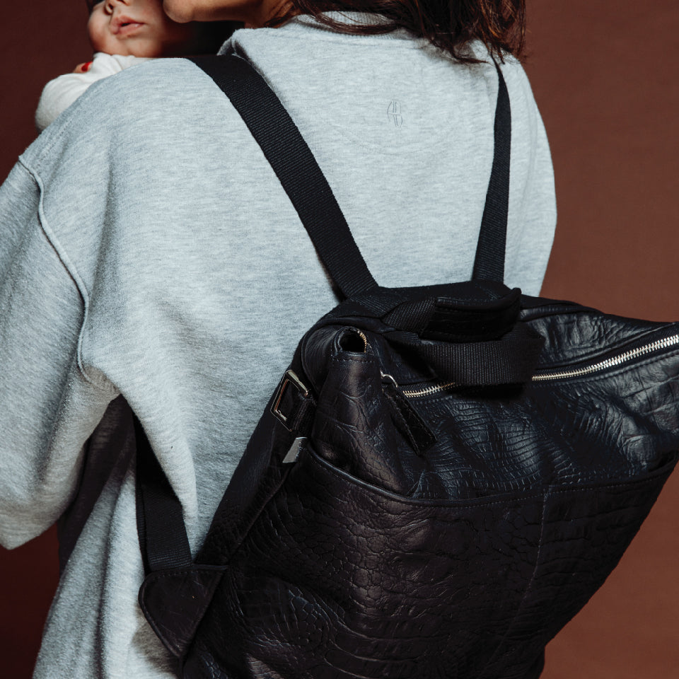 Croco - Black